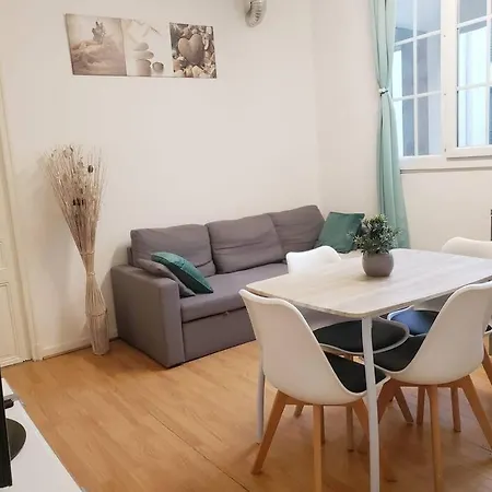 Cosy Plein Centre Апартаменты Ницца